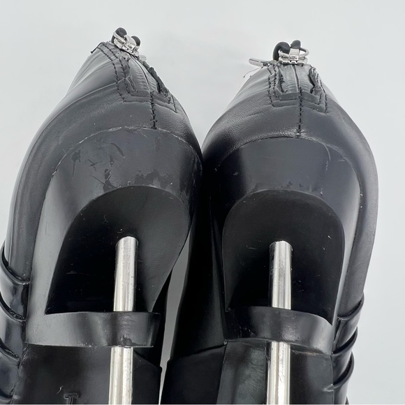 L.A.M.B. Black Leather Peep Toe Ankle Booties Silver Stiletto Heel Zip 6.5 - Picture 4 of 13